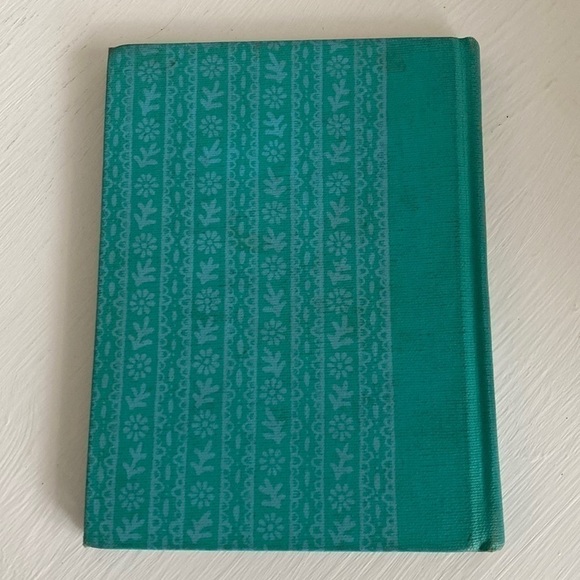 Vintage Teal Antique Old Kids Book Farmhouse Rustic Cows Little Haymakers Accent - Picture 4 of 16